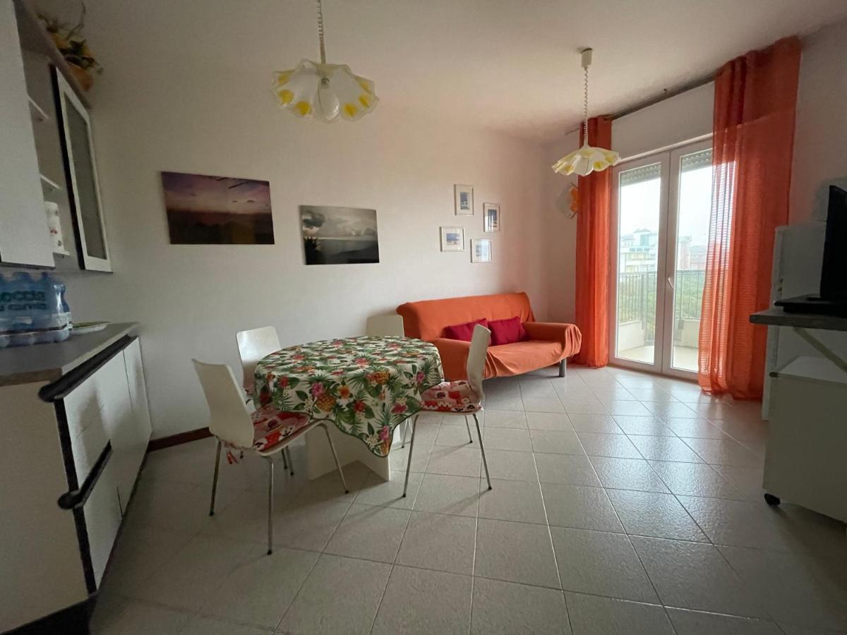 Residence Zeta - Walterigato Apartments Solo Per Famiglie 利多迪迪耶索洛 外观 照片