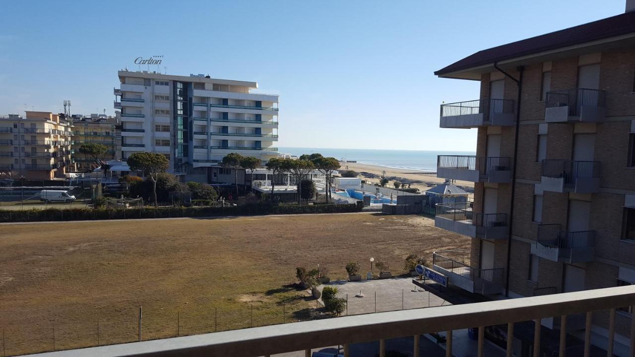 Residence Zeta - Walterigato Apartments Solo Per Famiglie 利多迪迪耶索洛 外观 照片